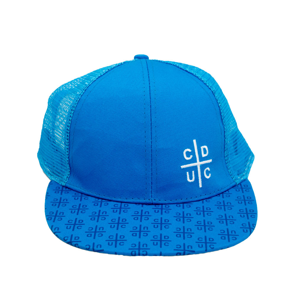 Jockey Universidad Católica vicera plana ideal para deportes o vestir