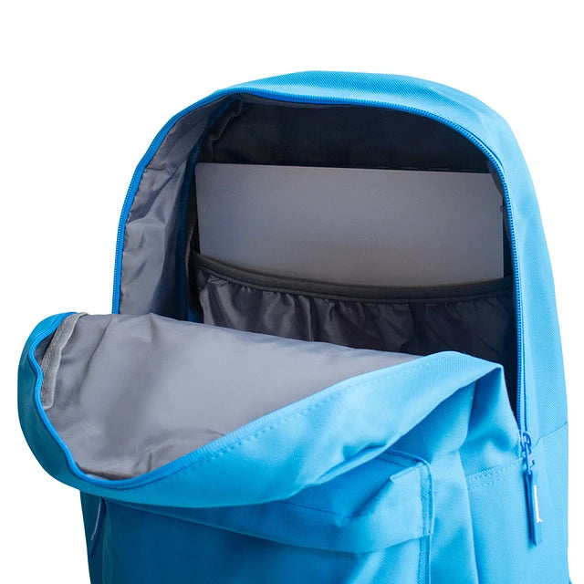 Mochila - Universidad Católica - 16 Litros Color Celeste